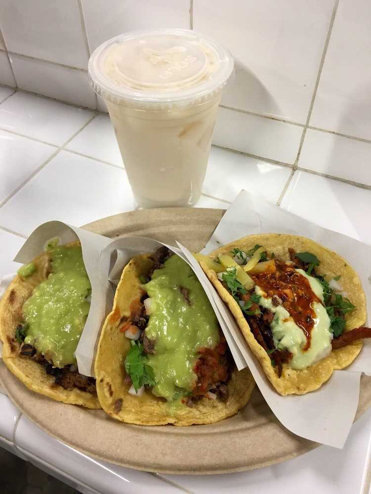 Los Tacos No.1